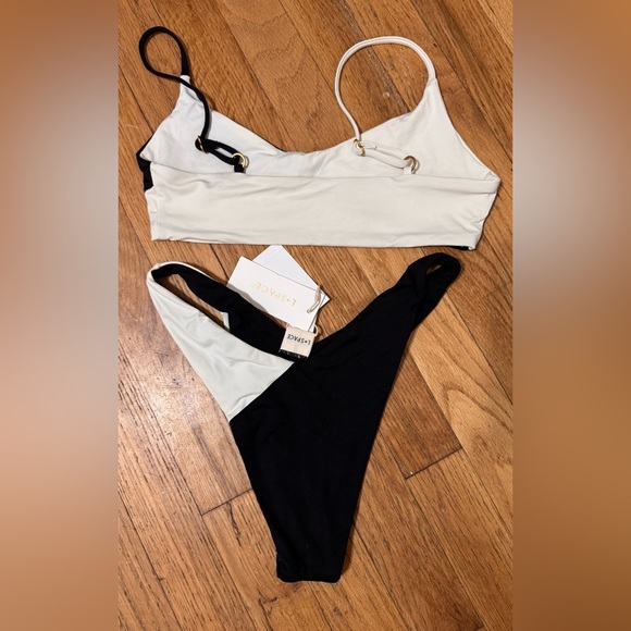 L*Space Low Tide Bikini Top and Bottom - Picture 5 of 5